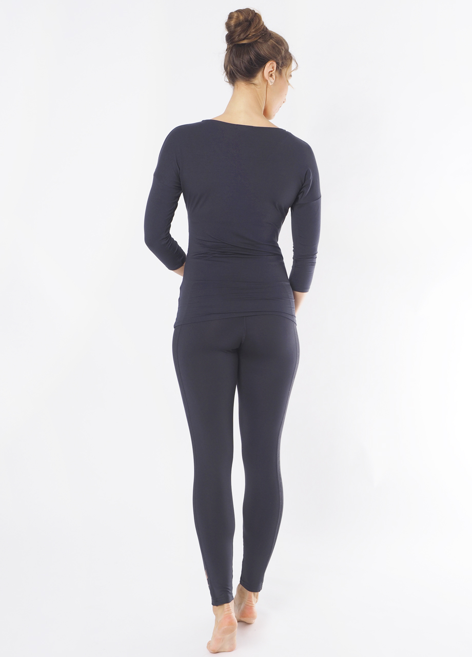 yoga top indra kismet