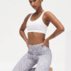 Rami Bra Top white_Kismet YogastyleGanga Leggings mandalay grey
