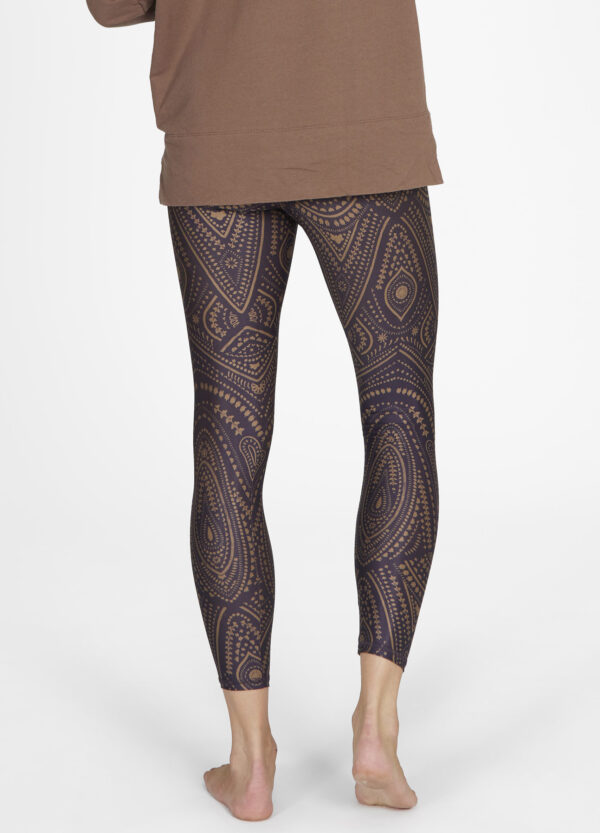 Lux Leg Plum Spirit